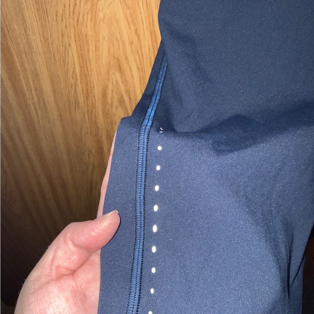 lululemon athletica Navy Blue Leggings with Reflective Logo - Picture 3 of 4